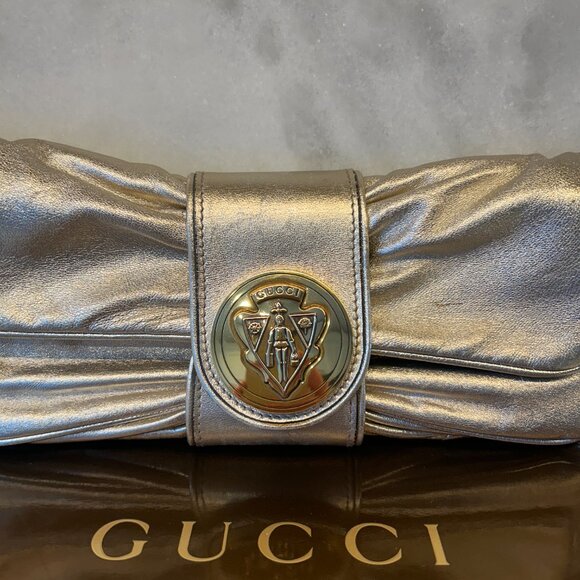 Gucci Gold Clutch - Picture 4 of 17